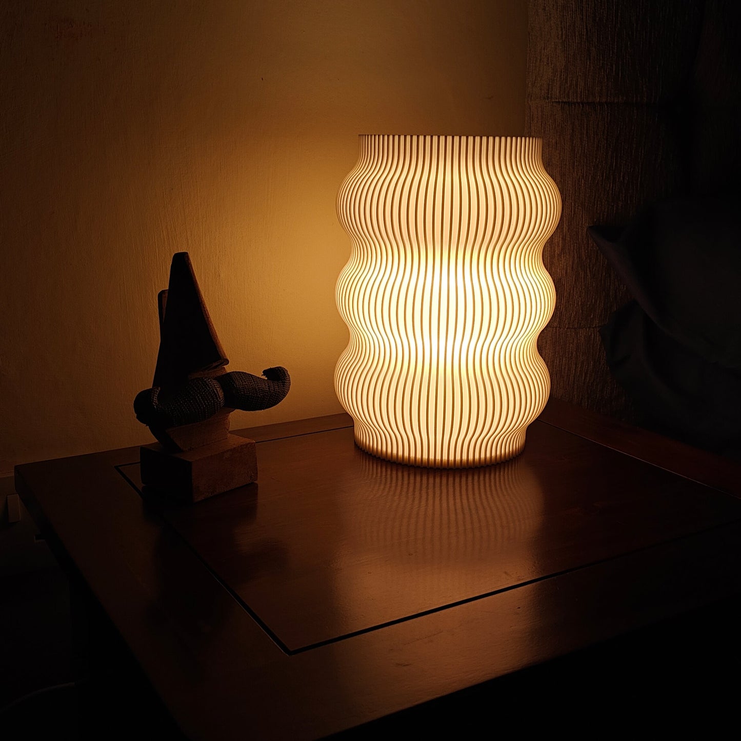 Wava Table Lamp