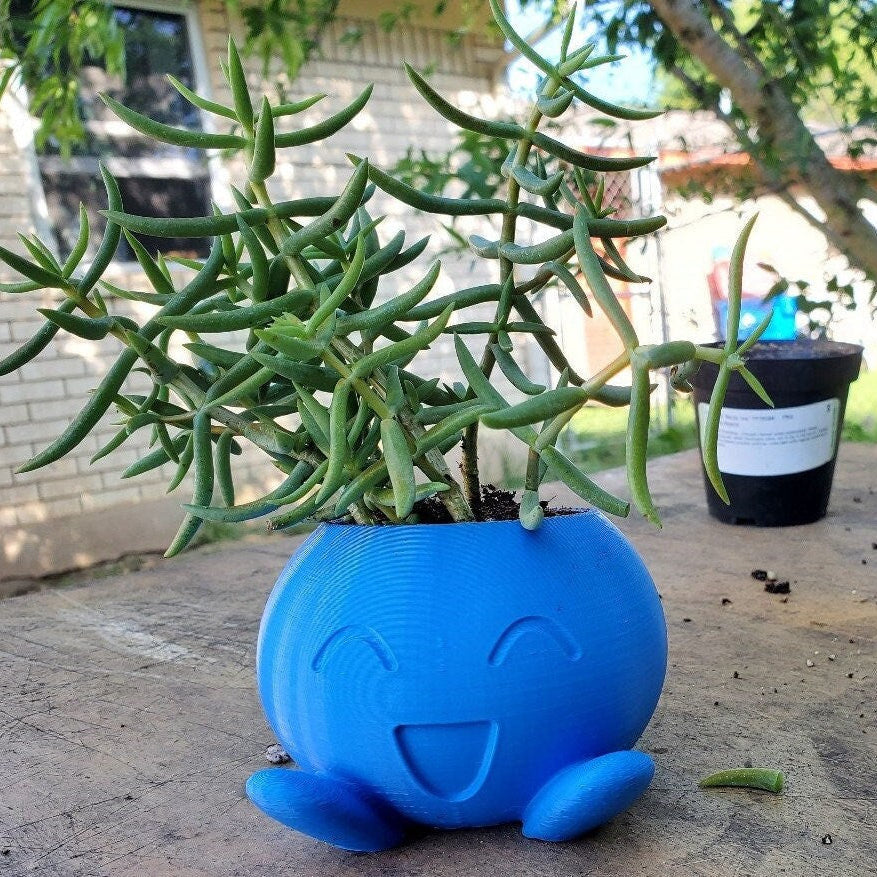 Oddish #43 Plant Pot