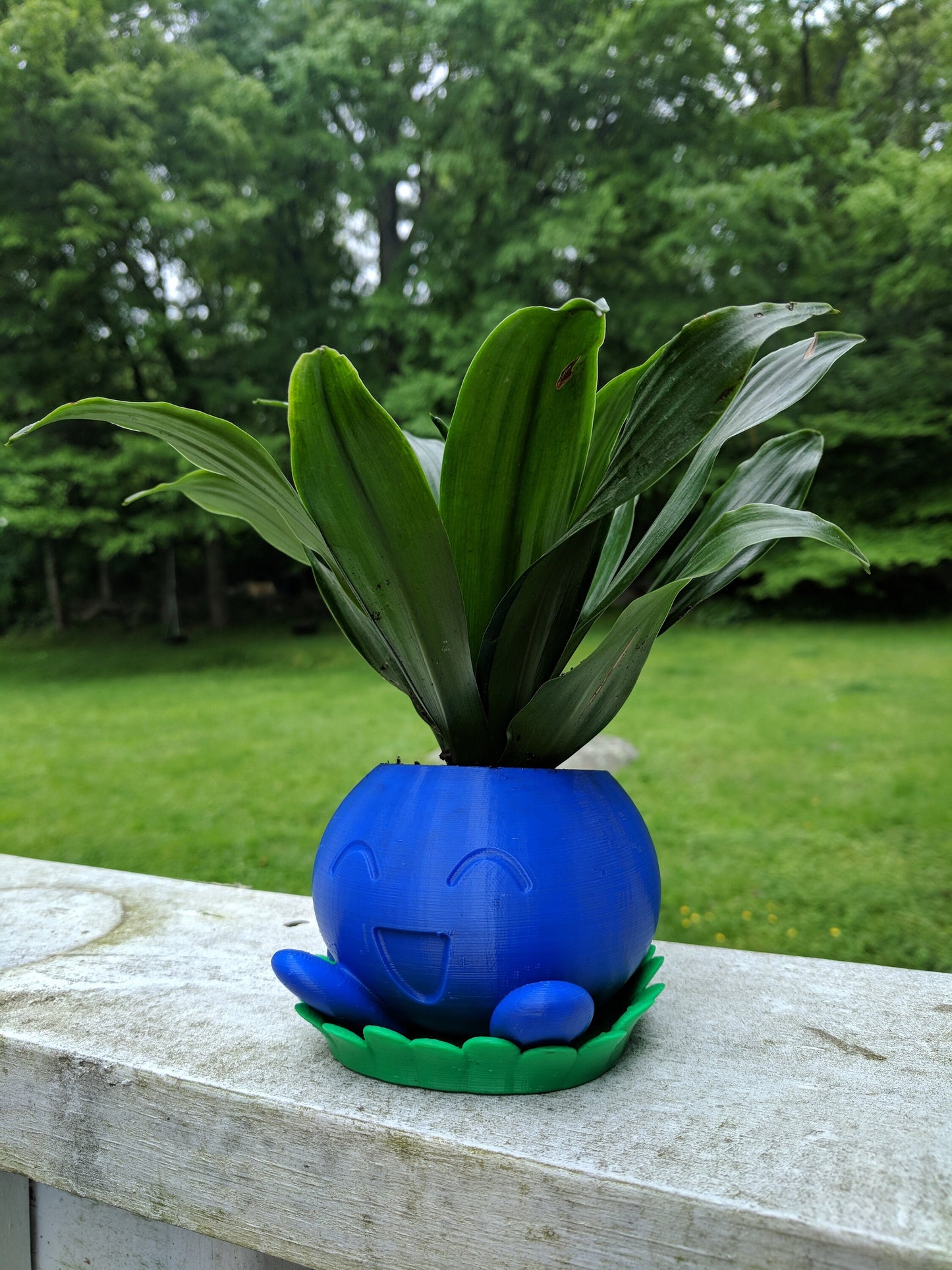 Oddish #43 Plant Pot