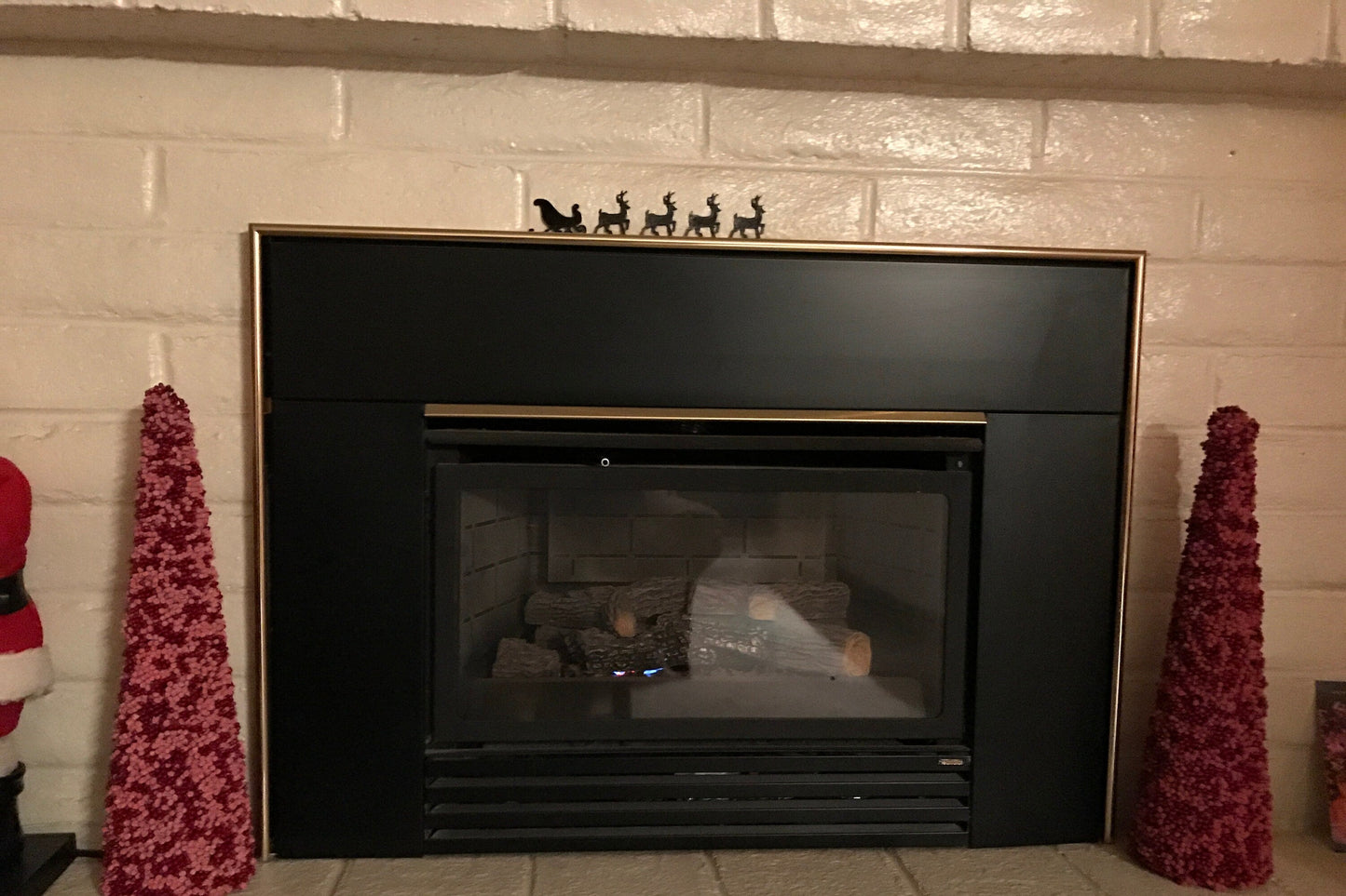 Santa Sleigh & Reindeer Decoration