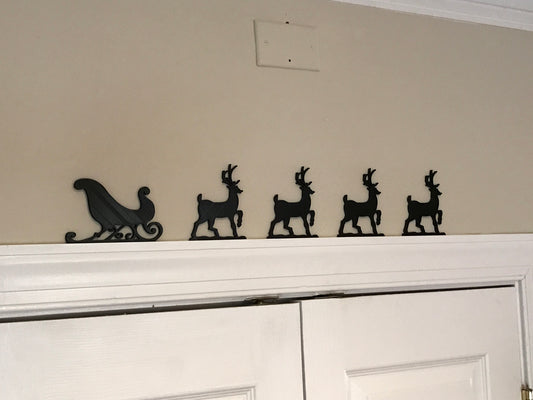Santa Sleigh & Reindeer Decoration